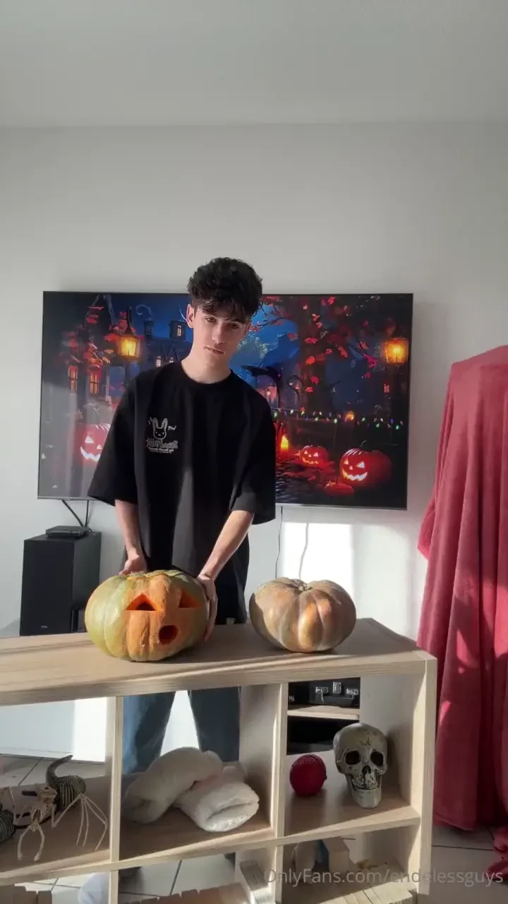 Happy halloween 2024 i always love trying new things and i got a 