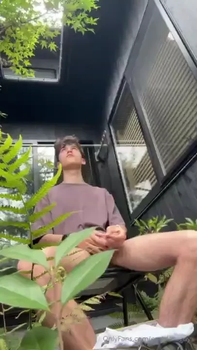 I have to jerk off everywhere 