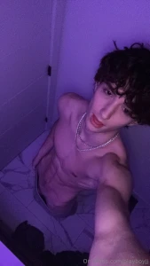 Who would be interested in weekly scheduled of live streams also