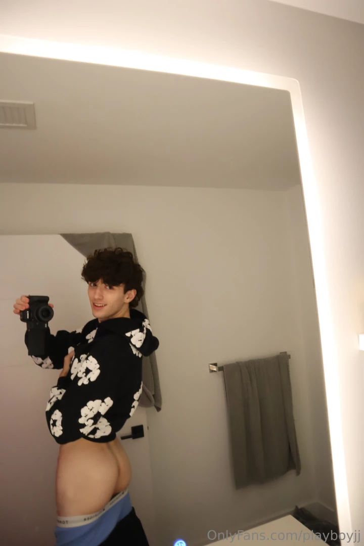 Playboyjj 