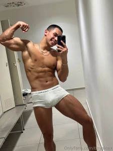 Gym look got you staring part 1