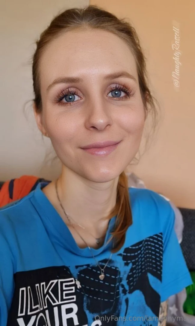 I m naughtyrassell and don t like sitting here at work when i could be part 261 