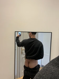 Everyone need some cute ass pictures