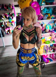 Started being a muay thai girl while i was on my thailand vacay