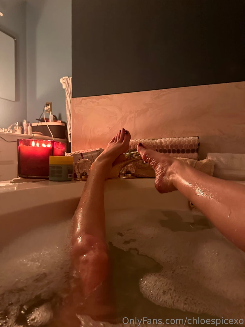 Some sexy and soapy arch pics for u to cum to tonight 