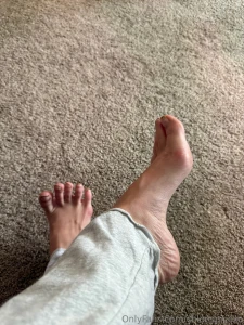 Keeping my feet pretty and your balls drained on this lovely wednesday part 1