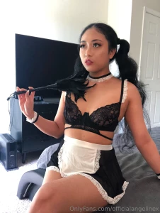 Preview of my maid cosplay swipe to the end for a pussy pic hehe