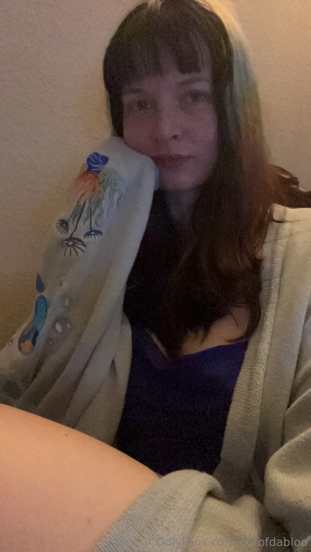 Ya girl is needing attention 