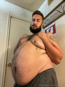 The way to a man s heart is to fatten him up part 1