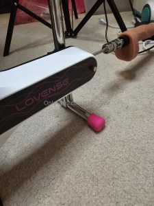 A clip of me getting fucked by the fuck machine while being on live