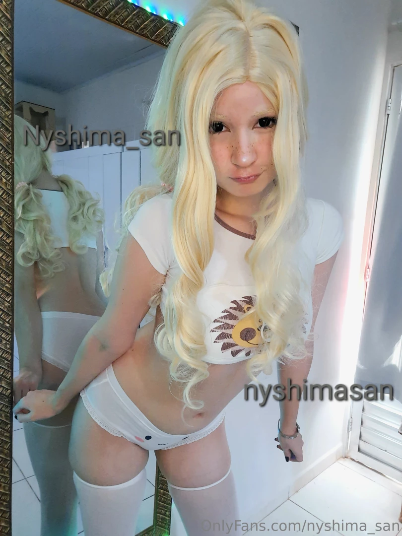 Hey sweetie what s your most unique erotic fantasy i ll do it ei 