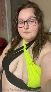 Hello to all my new fans i have to come up with a name for y all