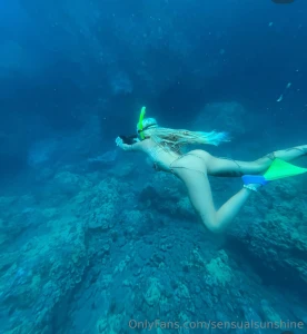 Dm me for the nip slip version