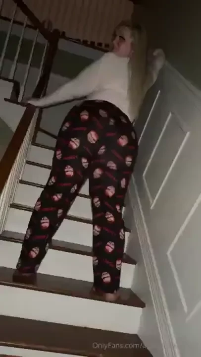 Hi don t you wanna cum for me 