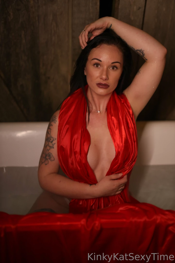Wanna see me uncovered drop me a dm please remember to add a tip as i 