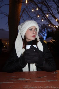 Merry christmas my gift to you is 40 of my sexiestttt pictures for