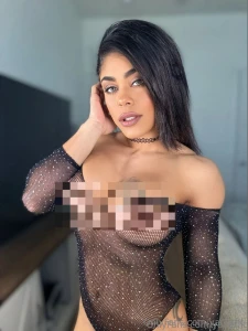 Hey i m doing some customs if you want voice note shoutout 50 fan sign