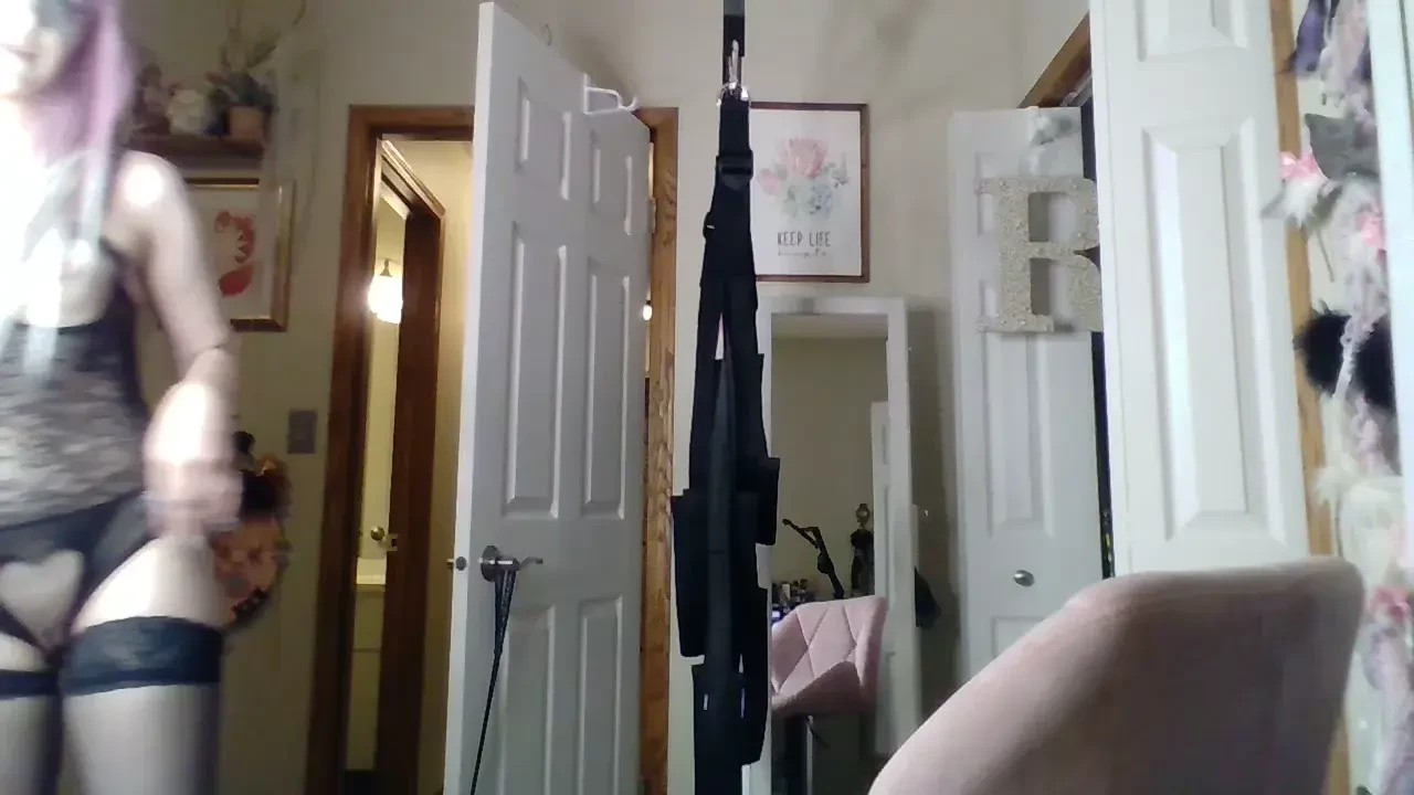 Stream started at 01 04 2023 12 53 am swinging with thatpinupwitch 