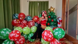 Its beginning to look a lot like christmas part 3