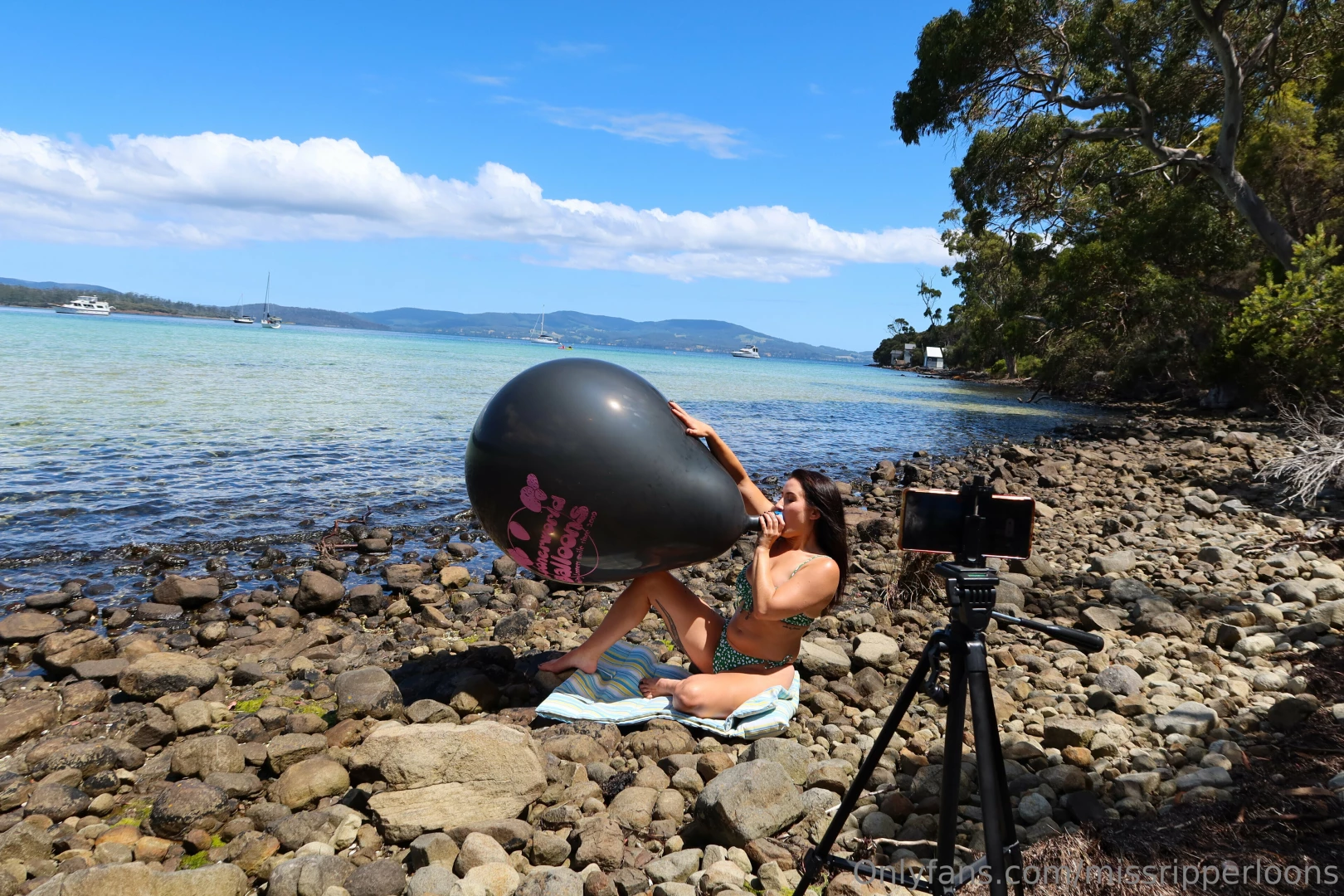 Look at that print shining in the sun part 2 