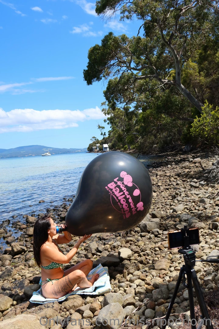 Look at that print shining in the sun part 9 