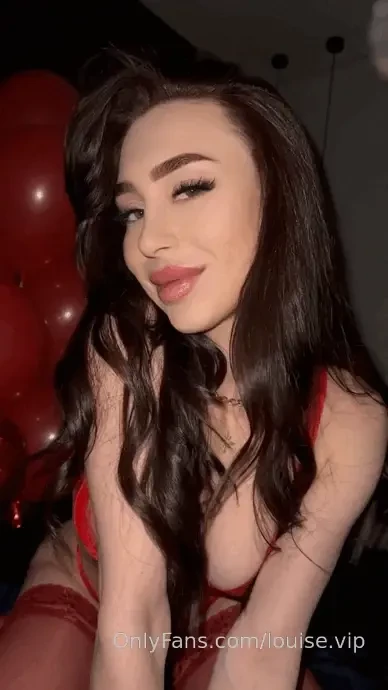 Your fantasy plays when you see me i know 