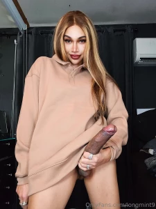 I need someone come to suck me tonight