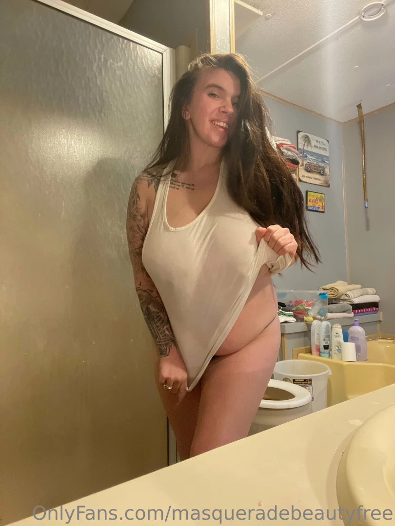 Who loves a curvy girl 