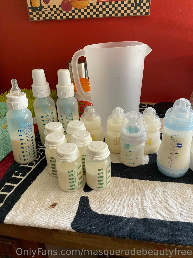Anyone interested in freshly pumped home made mommy milk would you part 1 