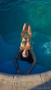 Honey you can save me so i don t sink or you can drown me so i can