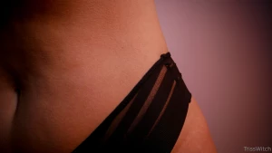 I took this photo by mistake but i find it pretty so i kept it