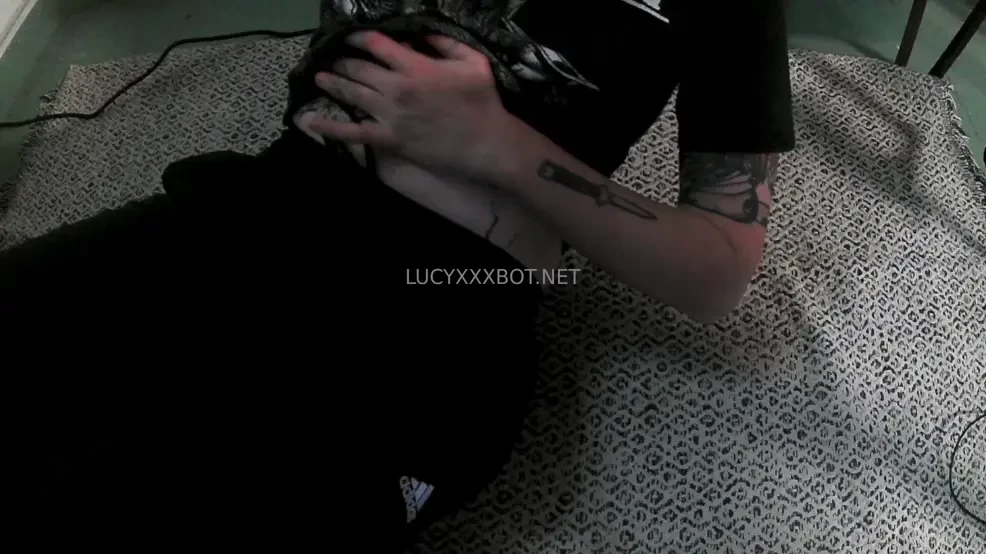 Dumb slut can t undress herself new free videos on p0rnhub link at 