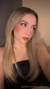 Haileyyhall is freshly 18 she just moved into her dorm room and is part 93