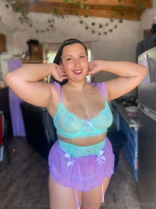 Tell fairy isabella your wish and i will make your fantasy come true