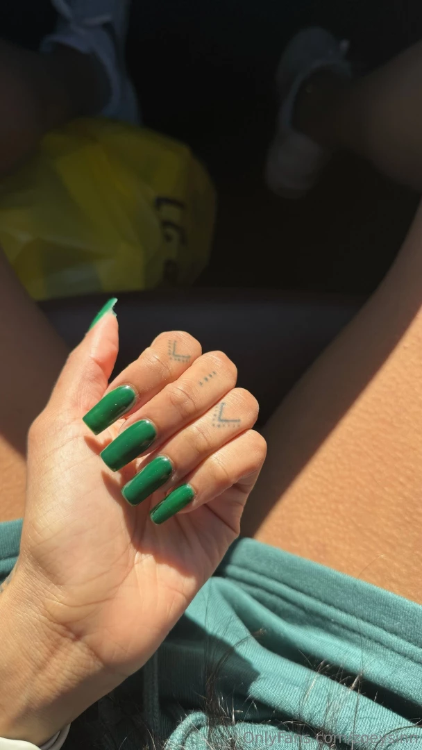 In love with my new nail polish 