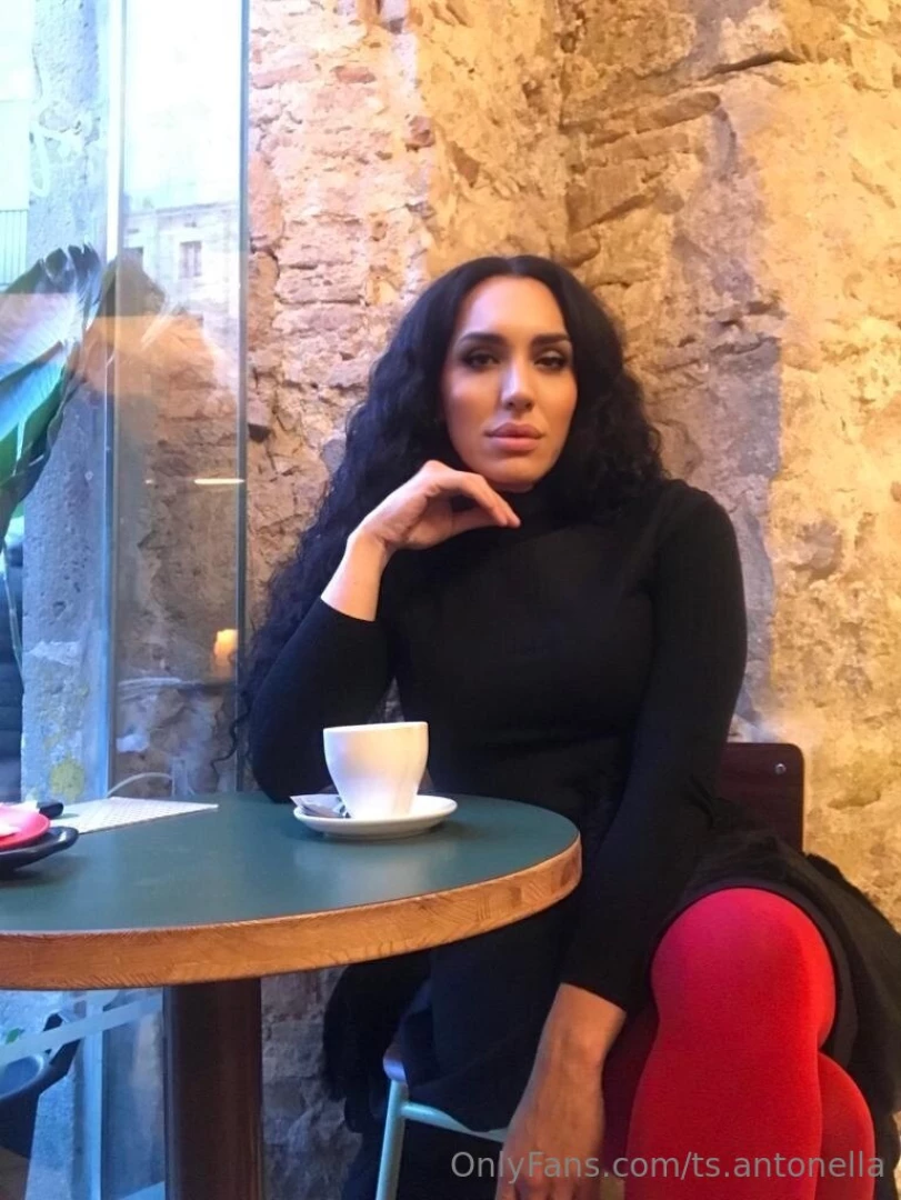 Sometimes just want to drink coffee and dream what are you dreaming 