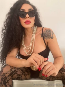 What do you think is better classic gothic or modern experimentation