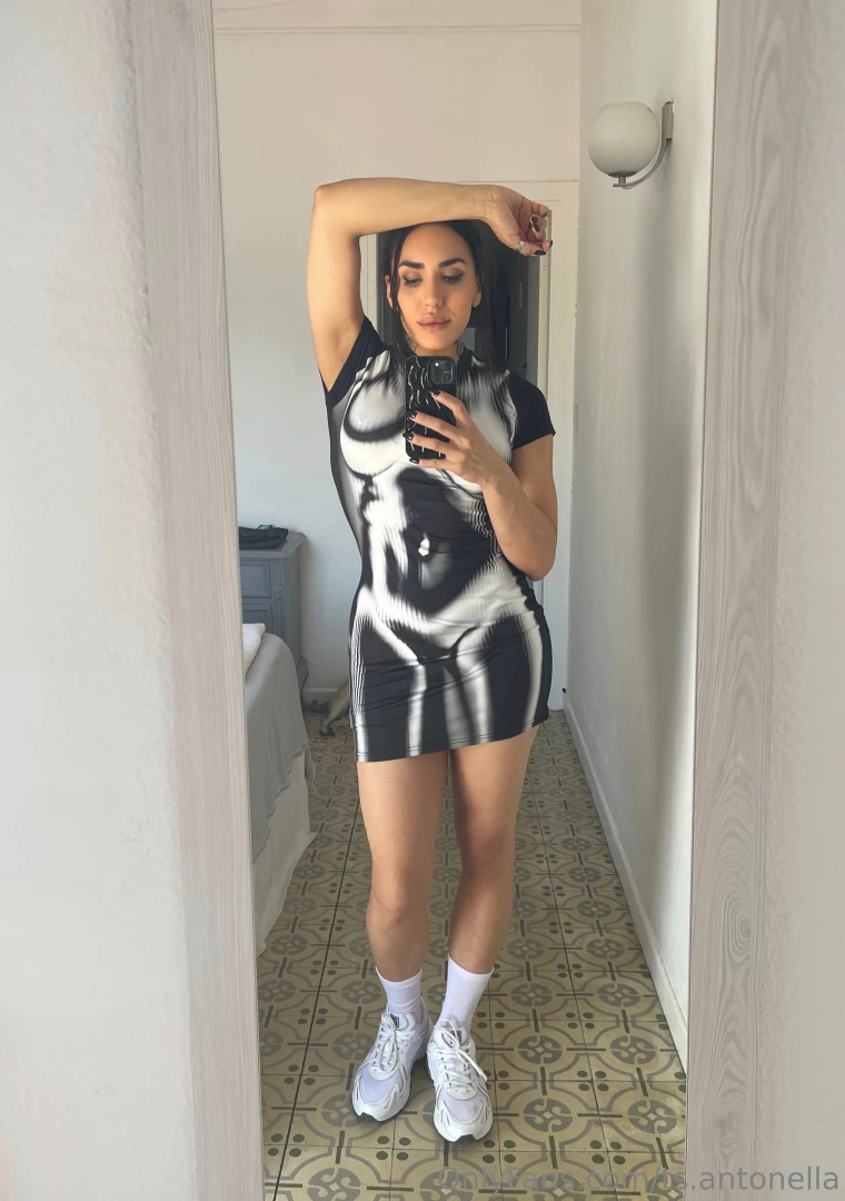 Rate this dress from 1 to 10 part 2 