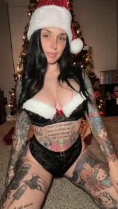 Who knew mrs claus also looks good goth part 5