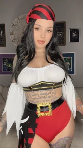 Pov i m a pirate trying to steal your heart and drain your loads