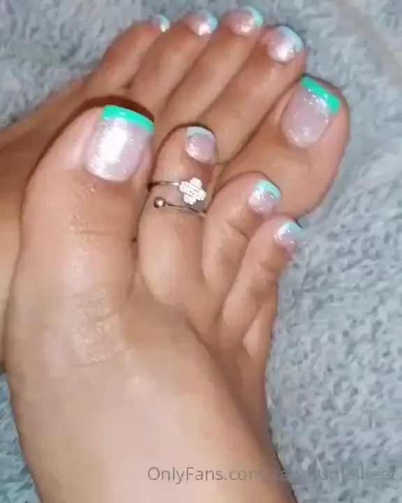 Sweet toes 