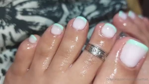 Close up to my oily toes