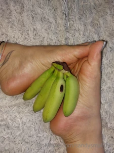 I am a giantess look how small bananas look comparing to my feet you part 6