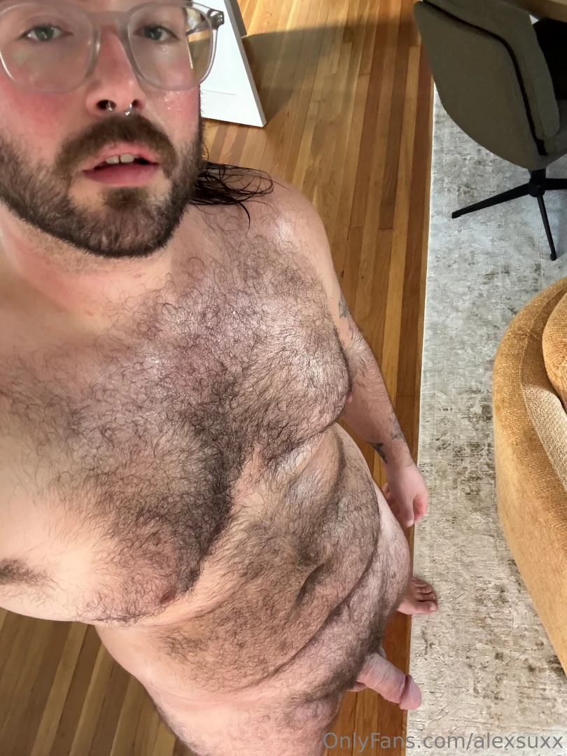 Have a thing for hairy sweaty boys took these between sets while part 7 