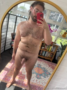 Have a thing for hairy sweaty boys took these between sets while part 4
