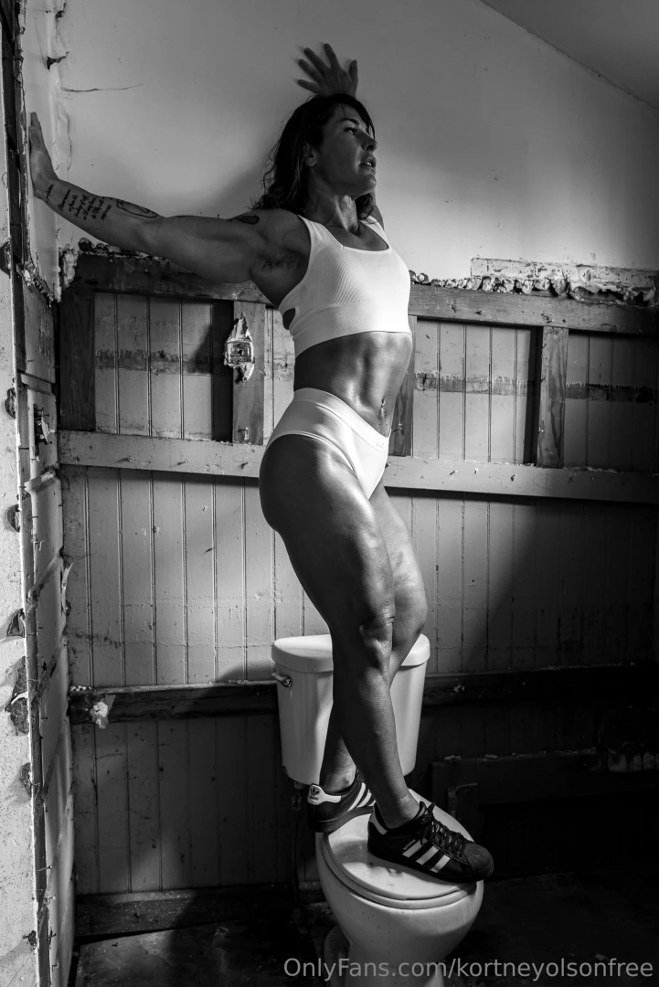 Some super pics from a recent photo shoot are being sent to your dm s 