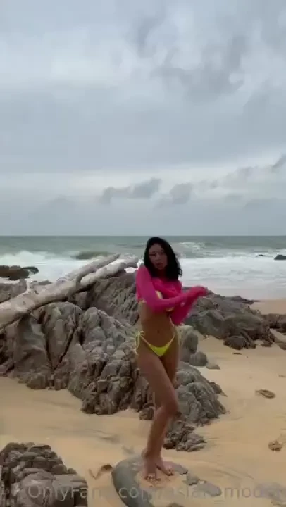 I love a beach where you can relax naked would you like to be with me 