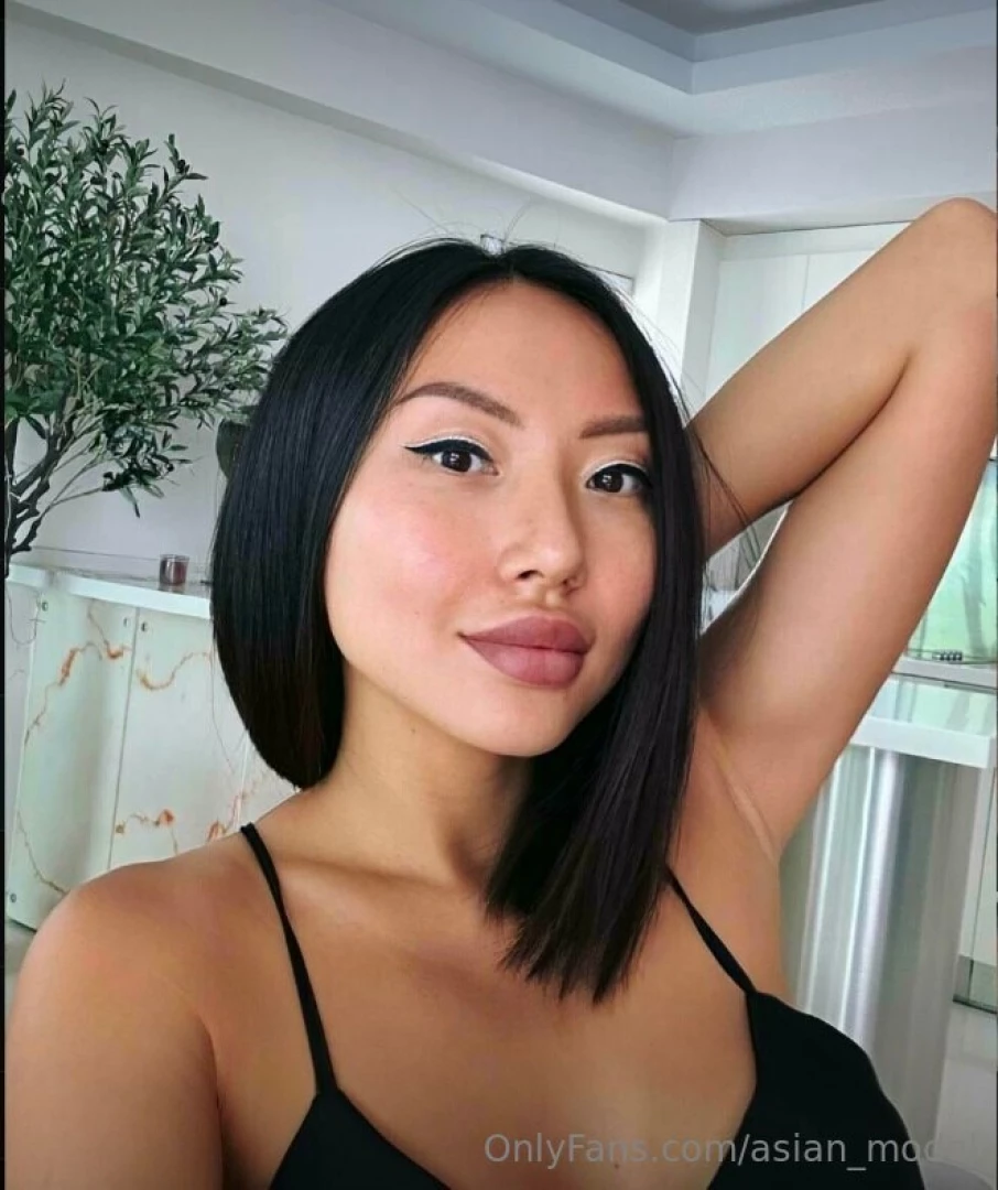 My boobs want to play with you will you make time for her 