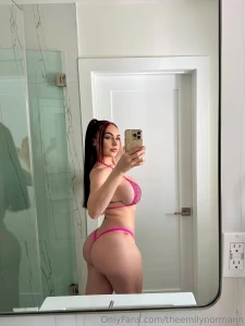 I m going to take a bath but i m so bored doing this alone and i ve