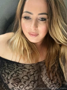 I am super bored come to chat with me and make me do something that